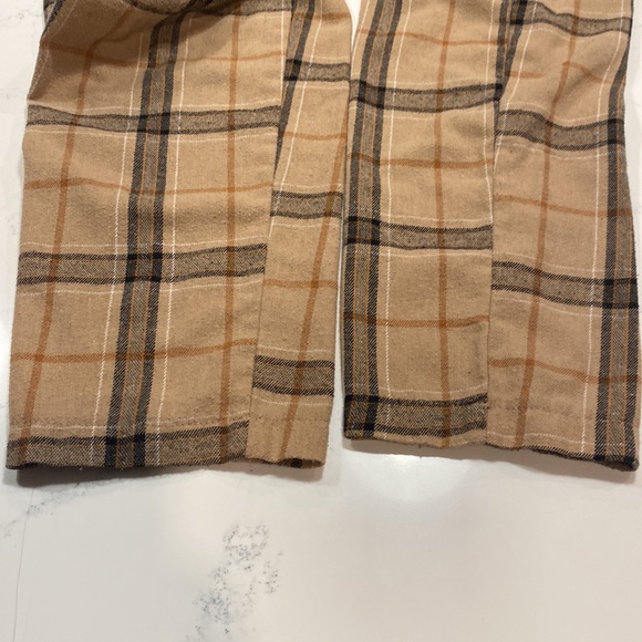 ❗2/$20❗Flap Pocket Plaid Straight Pants - Picture 8 of 12